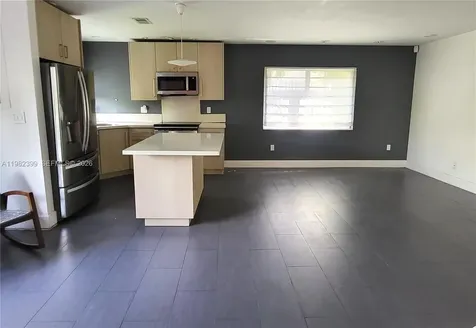 13881 NE 2nd Court Miami FL 33161