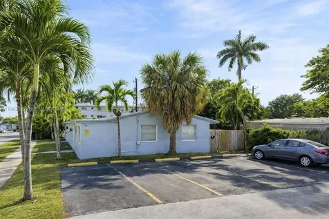 916 NE 2nd Street Hallandale Beach FL 33009