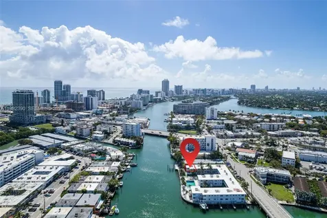 7207 Bay Drive Miami Beach FL 33141