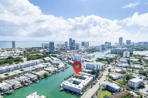 7207 Bay Drive Miami Beach FL 33141