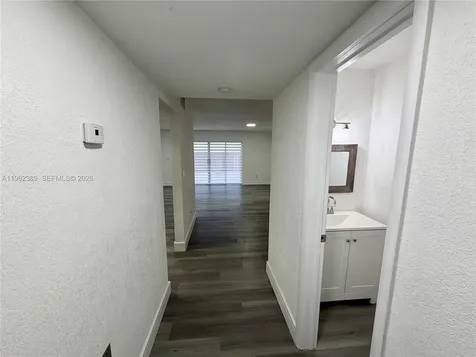 7155 W 2nd Way Hialeah FL 33014
