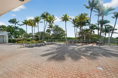 Miami Beach FL 33140
