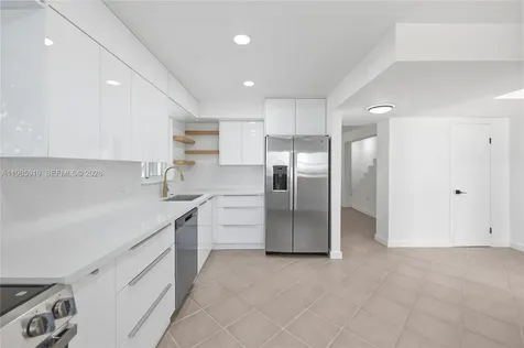 5251 SW 6th Street Miami FL 33134