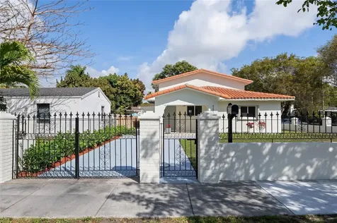 5251 SW 6th Street Miami FL 33134