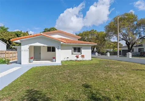 5251 SW 6th Street Miami FL 33134