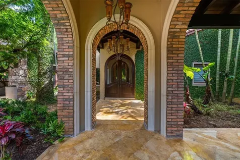 6201 SW 96th Street Pinecrest FL 33156