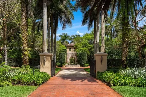 6201 SW 96th Street Pinecrest FL 33156