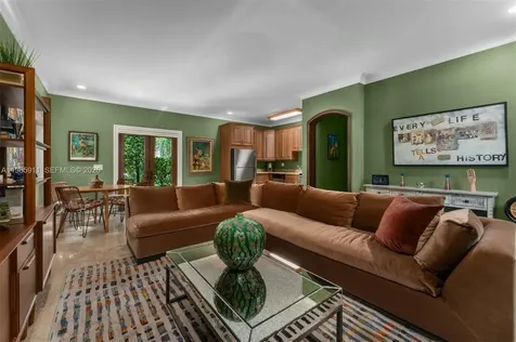 6201 SW 96th Street Pinecrest FL 33156