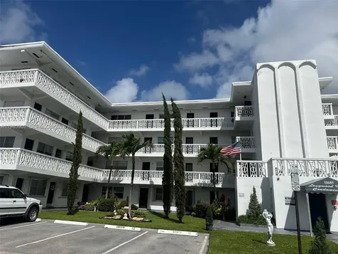 11685 Canal Drive North Miami FL 33181