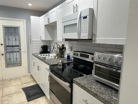 11685 Canal Drive North Miami FL 33181