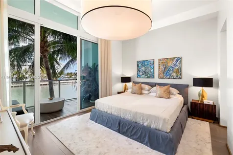601 NE 27 Miami FL 33137