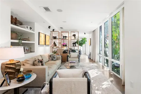 601 NE 27 Miami FL 33137