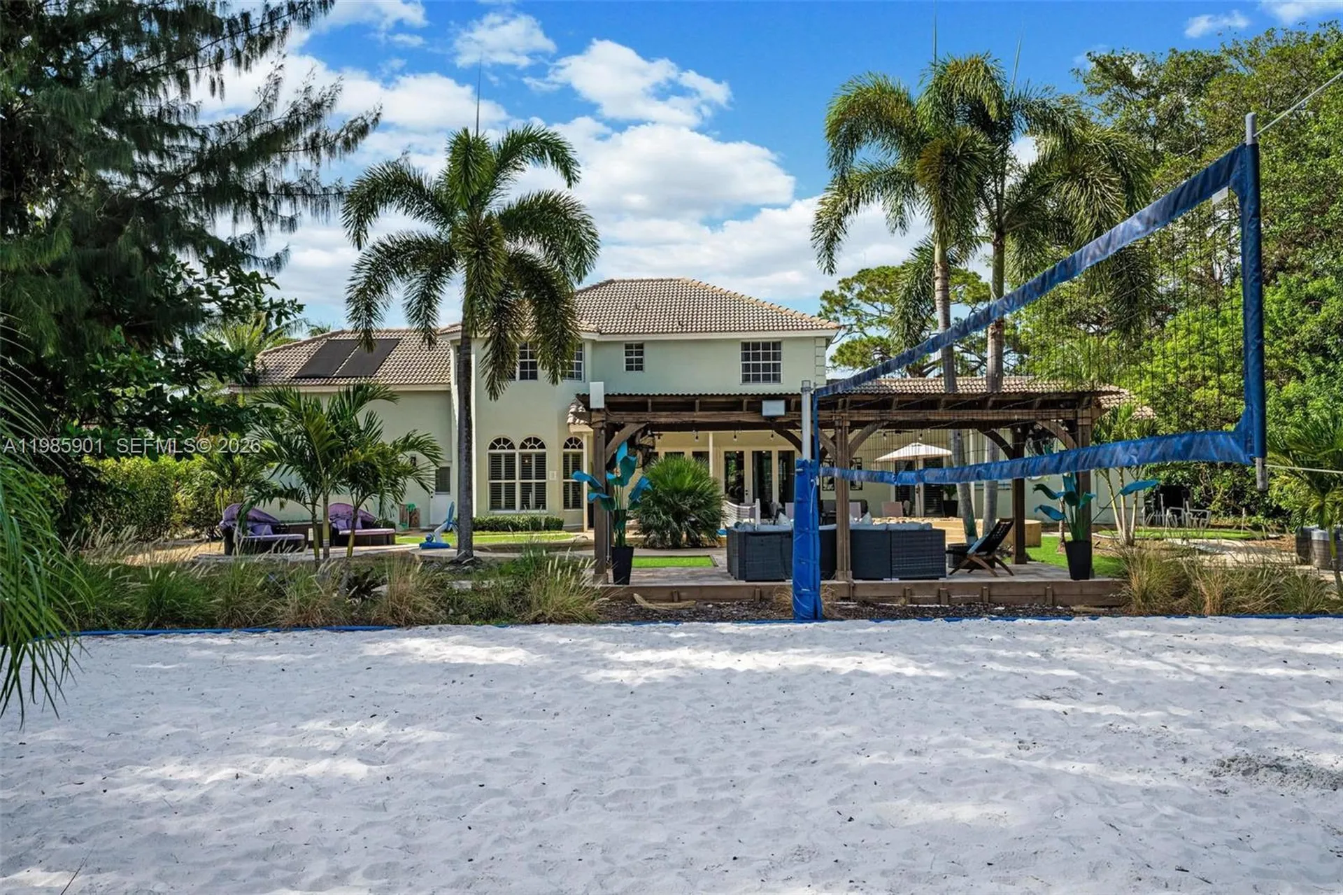 5100 NW 76th Place Fort Lauderdale FL 33073