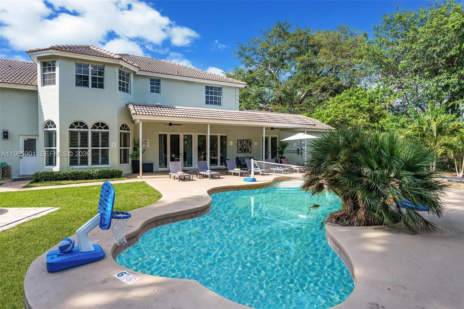 5100 NW 76th Place Fort Lauderdale FL 33073
