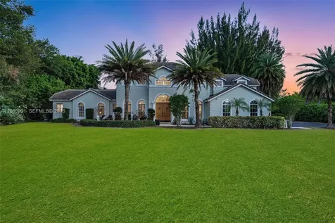 5100 NW 76th Place Fort Lauderdale FL 33073