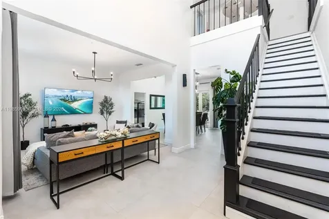 5100 NW 76th Place Fort Lauderdale FL 33073