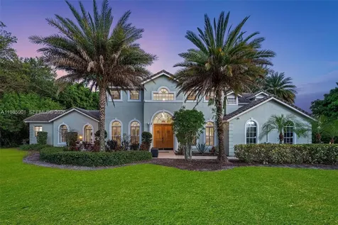 5100 NW 76th Place Fort Lauderdale FL 33073