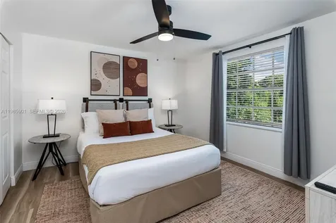 5100 NW 76th Place Fort Lauderdale FL 33073