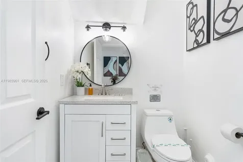5100 NW 76th Place Fort Lauderdale FL 33073