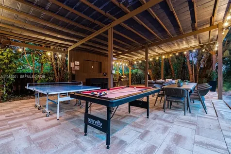 5100 NW 76th Place Fort Lauderdale FL 33073