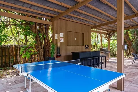 5100 NW 76th Place Fort Lauderdale FL 33073