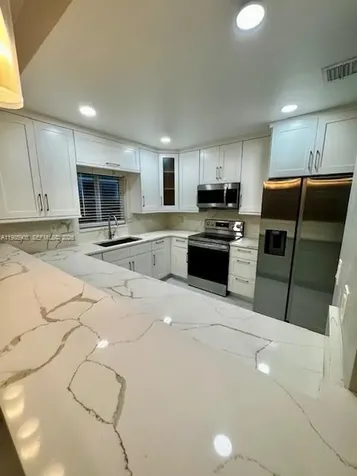 2706 NE 30th Place Fort Lauderdale FL 33306
