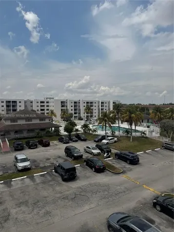 8075 NW 7th Street Miami FL 33126