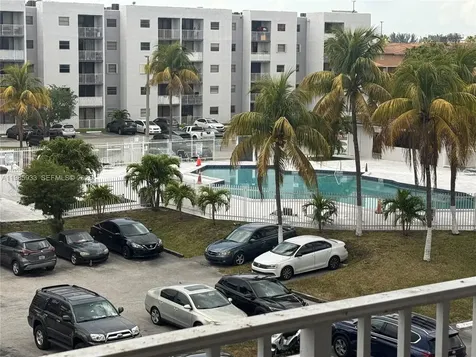 8075 NW 7th Street Miami FL 33126