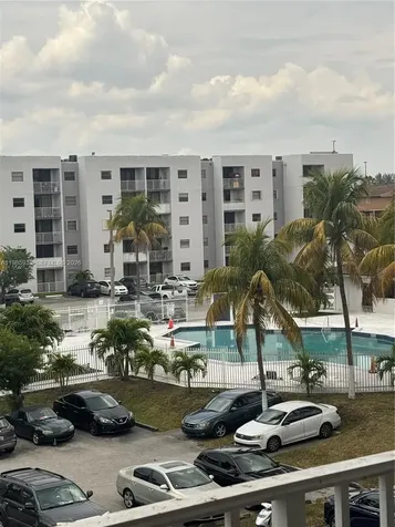 8075 NW 7th Street Miami FL 33126
