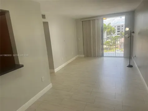 8075 NW 7th Street Miami FL 33126