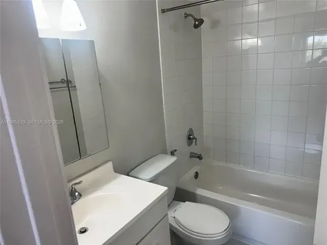 8075 NW 7th Street Miami FL 33126