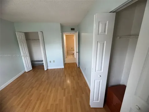 8075 NW 7th Street Miami FL 33126