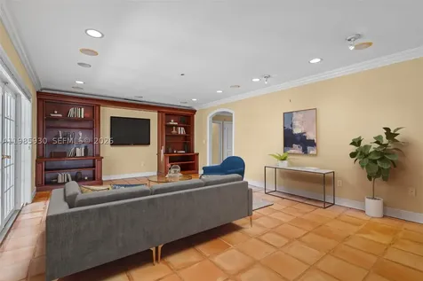 13276 SW 58th Court Pinecrest FL 33156