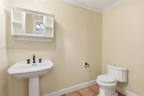 13276 SW 58th Court Pinecrest FL 33156