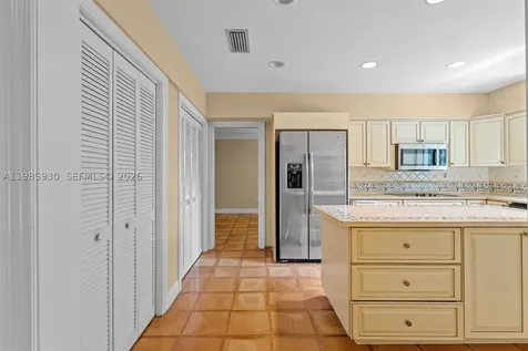 13276 SW 58th Court Pinecrest FL 33156
