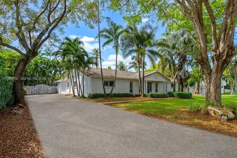 13276 SW 58th Court Pinecrest FL 33156