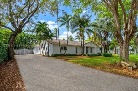 13276 SW 58th Court Pinecrest FL 33156