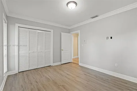 13276 SW 58th Court Pinecrest FL 33156