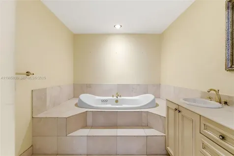 13276 SW 58th Court Pinecrest FL 33156