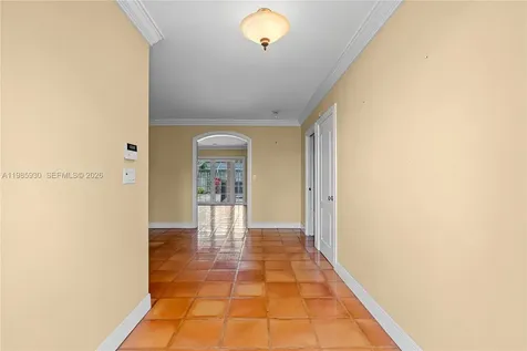 13276 SW 58th Court Pinecrest FL 33156