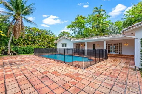 13276 SW 58th Court Pinecrest FL 33156