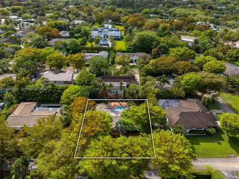 13276 SW 58th Court Pinecrest FL 33156