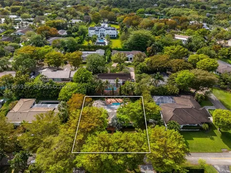 13276 SW 58th Court Pinecrest FL 33156