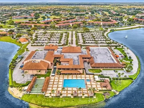 Pembroke Pines FL 33027