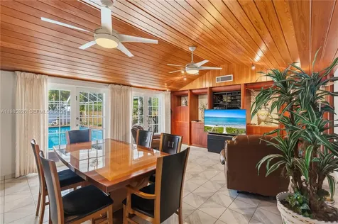 6420 SW 81st Street Miami FL 33143