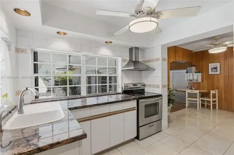 6420 SW 81st Street Miami FL 33143