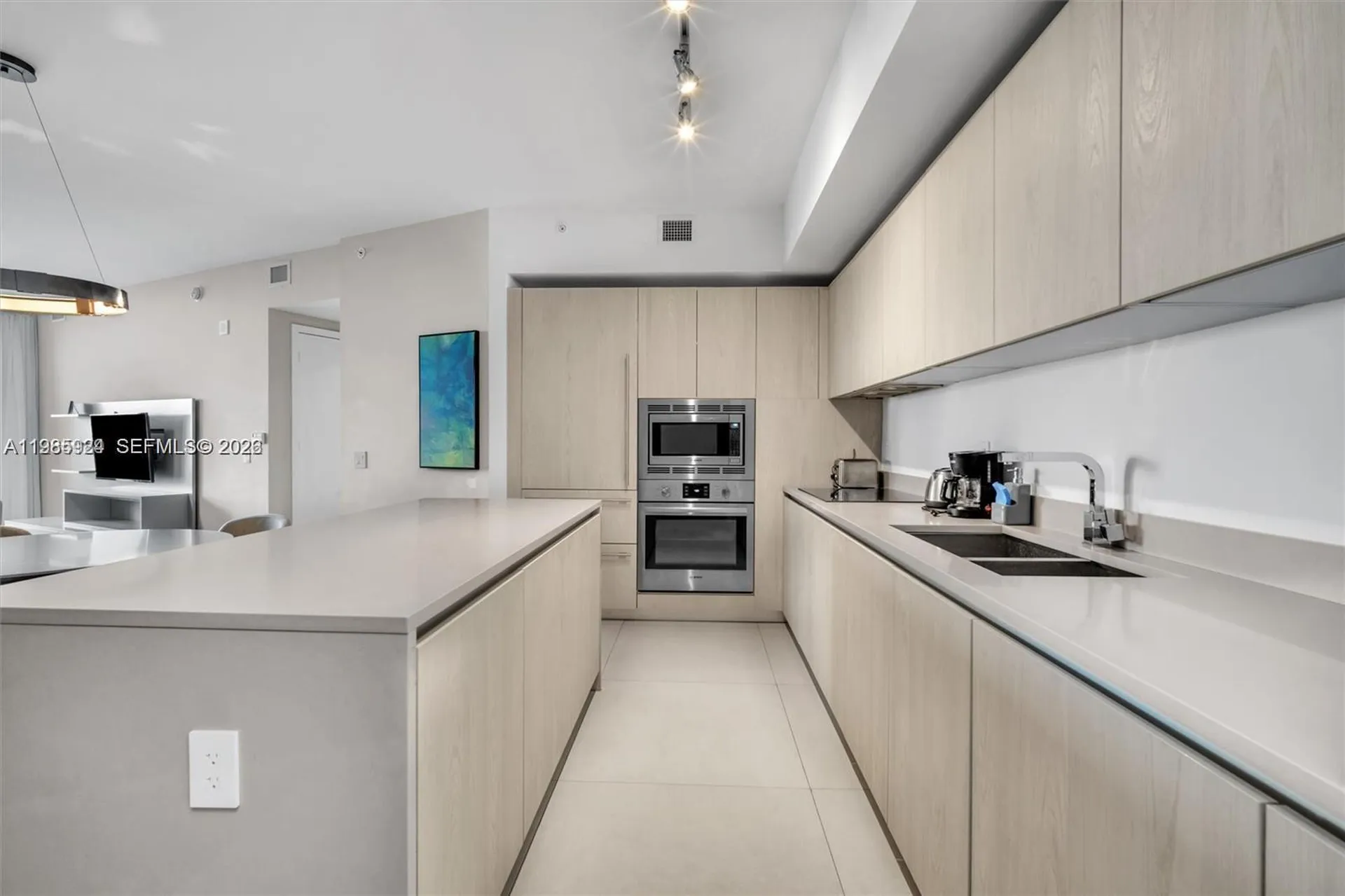 4111 S Ocean Drive Hollywood FL 33019