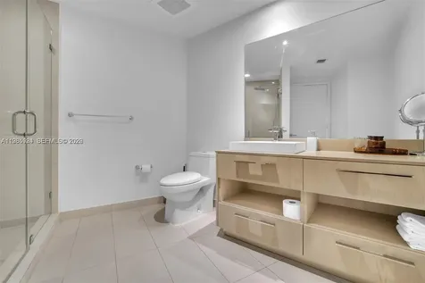 4111 S Ocean Drive Hollywood FL 33019