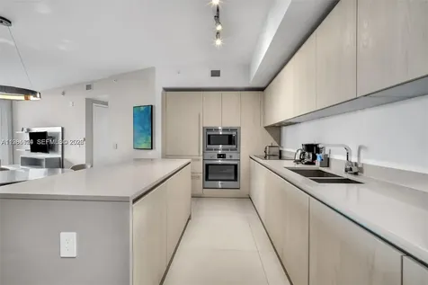 4111 S Ocean Drive Hollywood FL 33019