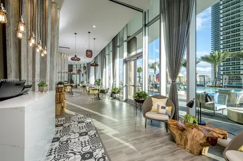 4111 S Ocean Drive Hollywood FL 33019